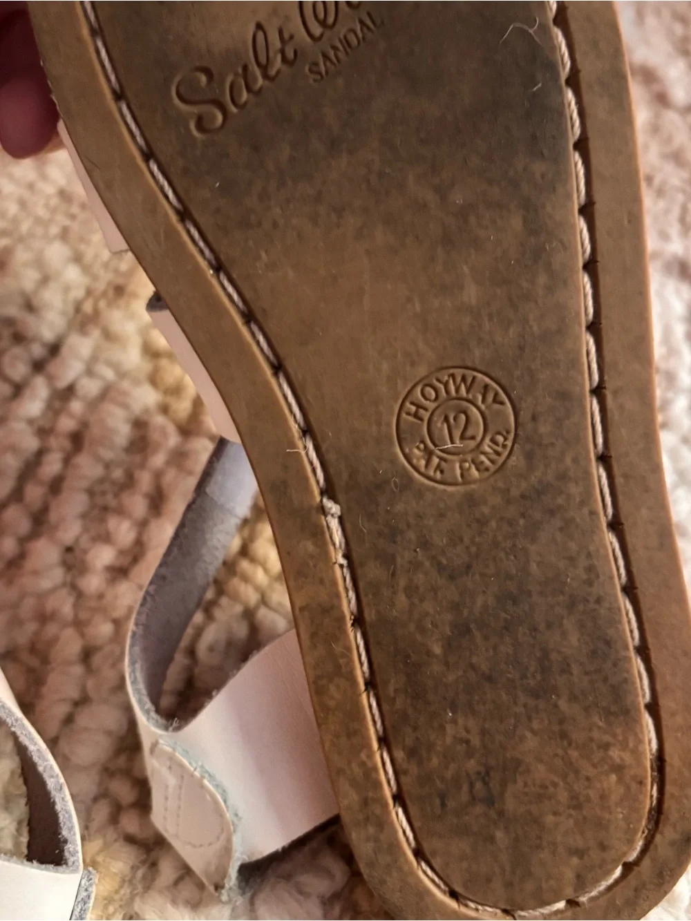 Salt Water Girl’s white leather sandals size US 12